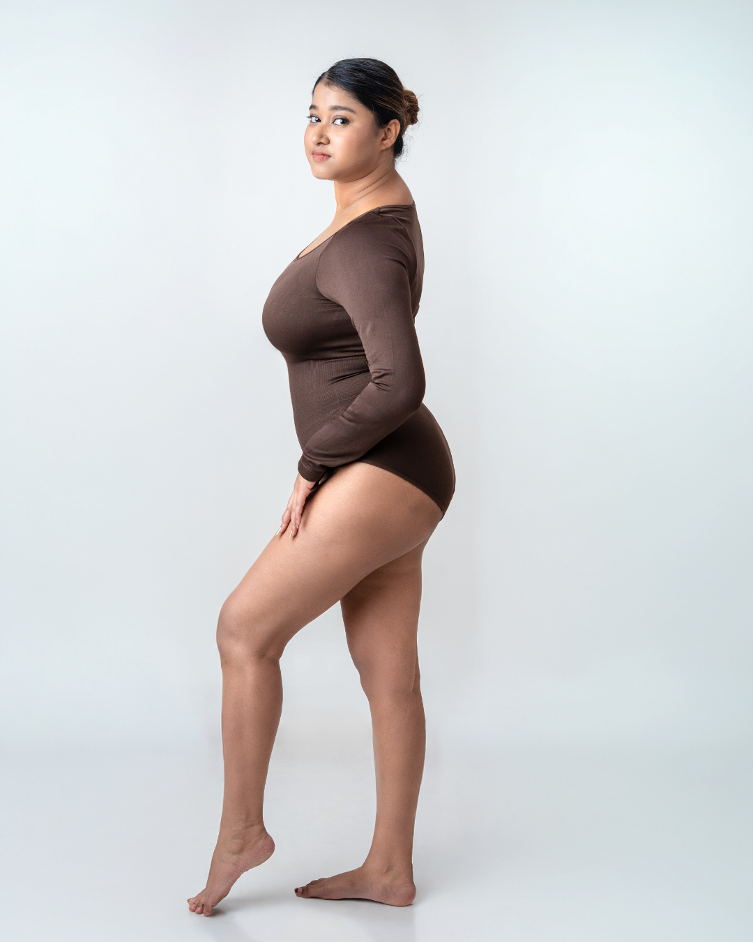 Scoop Neck Shapewear Bodysuit - Full Sleeves