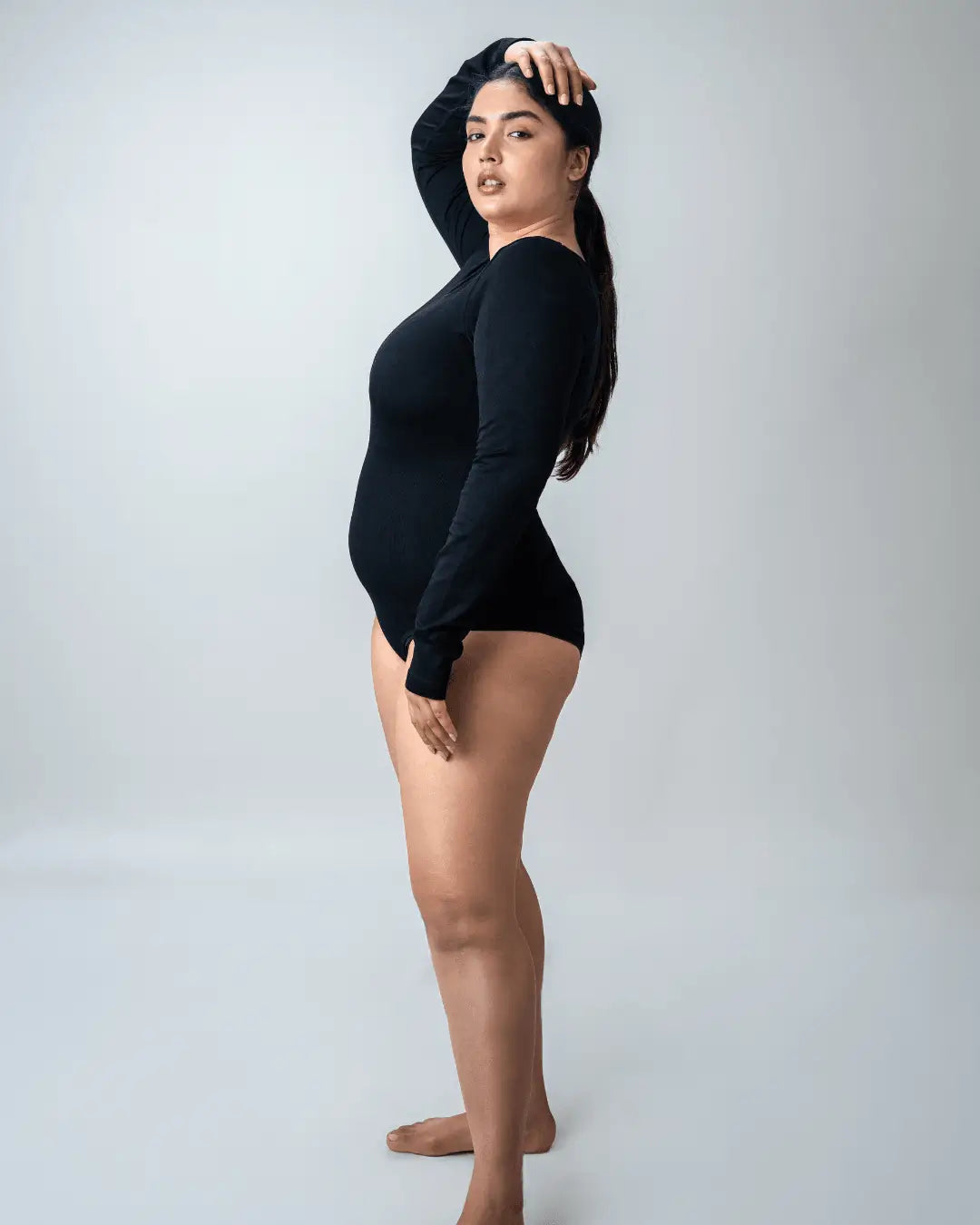 Scoop Neck Shapewear Bodysuit - Full Sleeves